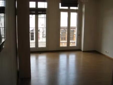 studio 1 pièce 20 m²