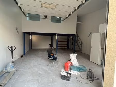 entrepôt de stockage