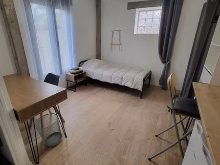 loue charmant studio idéal étudiant ou jeune pro'