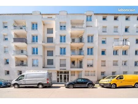 a louer parking quartier clancaux