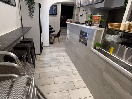 fond de commerce de restauration rapide avec terrasse exclusive – centre-ville