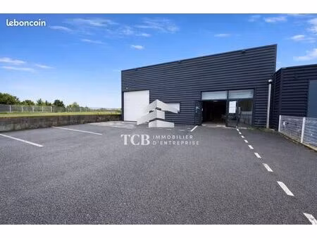 local 405 m² clisson