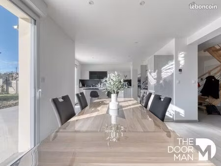 maison 5 pièces 94 m²