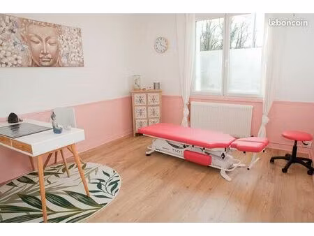 location salle de soin cabinet paramédicale dans la maison des trois colibris maison de so