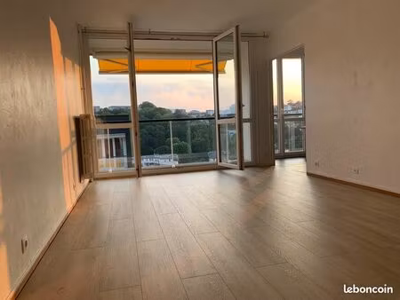 f3 lumineux à ste adresse avec échappée mer. pap