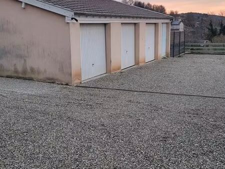 garage à louer