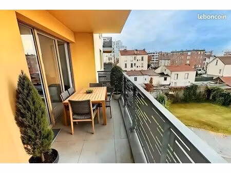appartement 4 pièces 77 m²