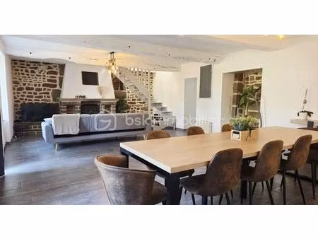 maison de 127 m² à saint-germain-en-cogles