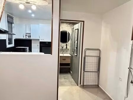 studio duplex 30 m² – meublé – disponible immédiatement
