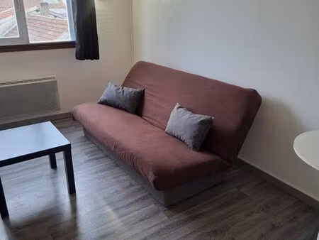 immobilier location studio meublè dpe classé e estimation kilowat /an : 335