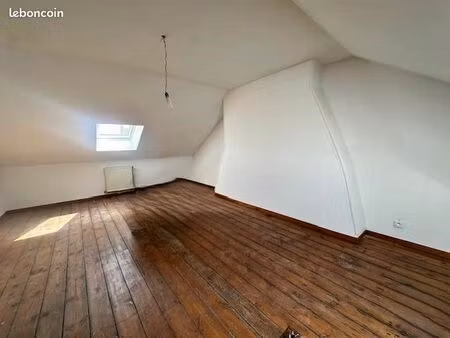 amiénoise t4 avec cour - quartier st-pierre