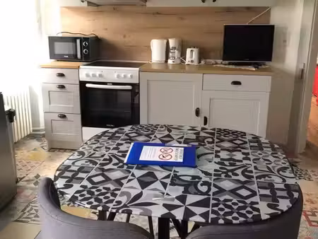 appartement meublé 40 m² – 1 chambre – longemaison