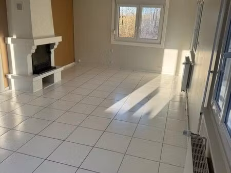 maison à louer 25300 granges narboz