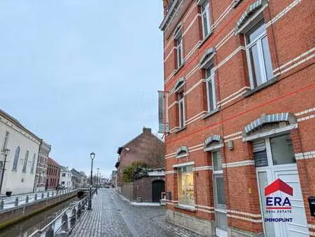 appartement 2 chambres dans le centre de zoutleeuw