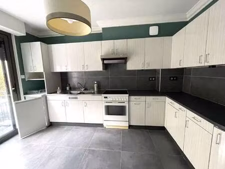 location maison à quimper (29000) : à louer / 109m² quimper