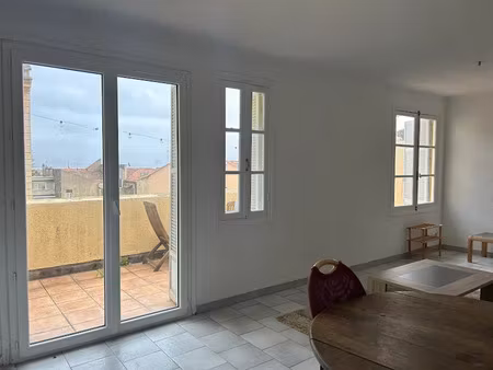 location meublée appartement 2 pièces 45 m² à ajaccio (20000)  790 €