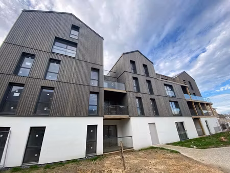 location appartement 4 pièces 92 m² à saint-malo (35400)  1 263 €