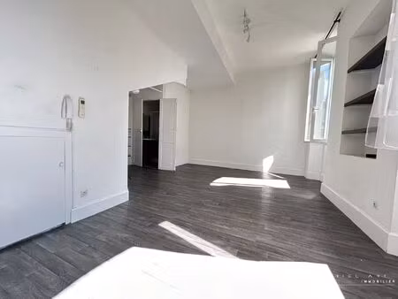 location appartement 1 pièce 37 m² à auch (32000)