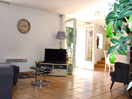 t3 duplex 64 m²  vue dégagée