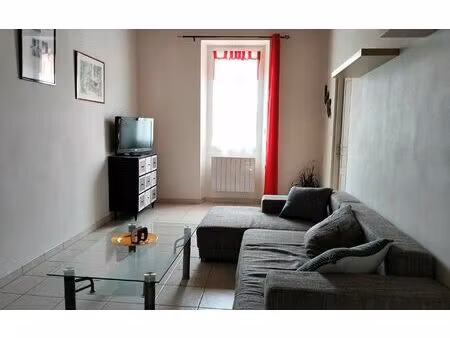 location appartement  m² t-3 à la grand-combe  560 €