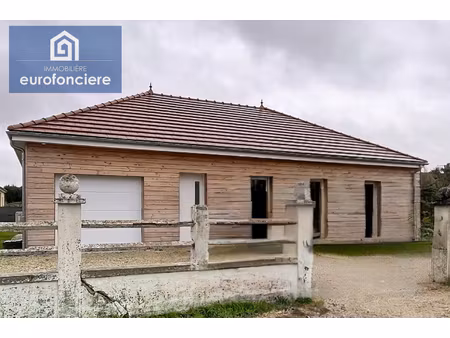 maison récente secteur des lacs