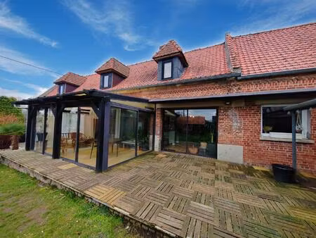 longère individuelle de 155 m² sur 910 m²