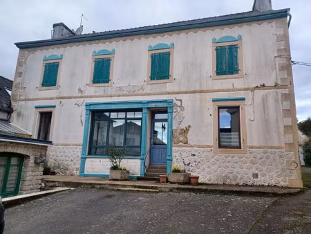 ancien commerce transformé en maison