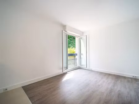 location appartement 1 pièce 19.1 m² à ville-d'avray (92410)  685 €
