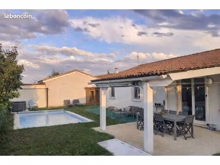 maison plain-pied 100 m² sans vis-à-vis – piscine  jacuzzi & sauna