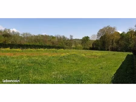 terrain 3 960 m² castillon la bataille