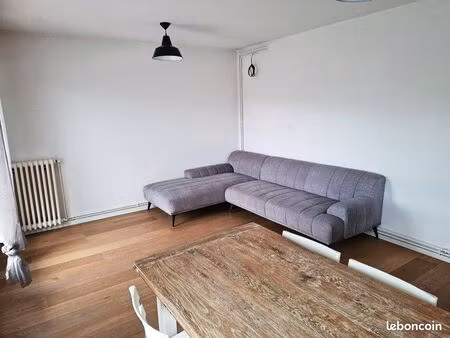 location appartement t2 meublé - centre ville hasparren