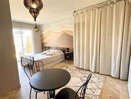 studio/maison de 25 m2 avec terrasse