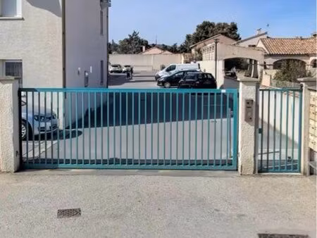 place parking résidence sécurisée