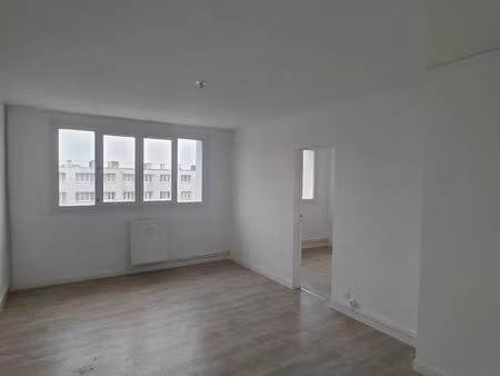 location appartement t5 (libre de suite)