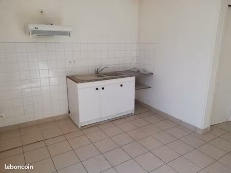 t2 45 m2 centre bourg