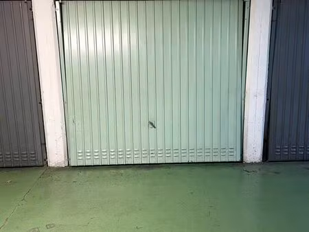 parking box 75017 acacias