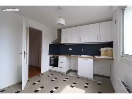 location t4 lanester