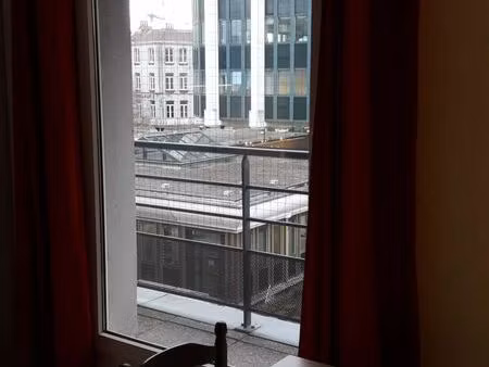 studio meublé pied du métro wazemmes