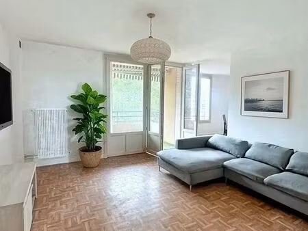 appartement t3 83m2 rénové meublé