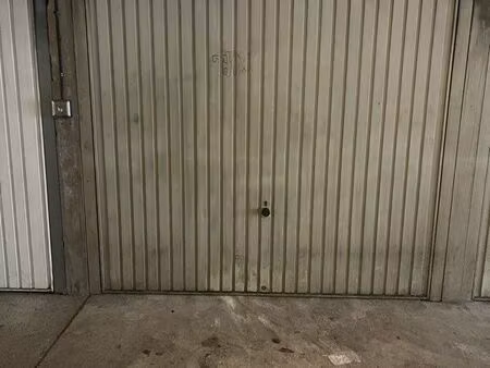 box garage sécurisé