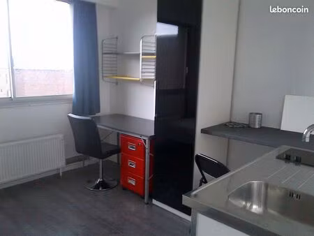 studio 1 pièce 17 m²