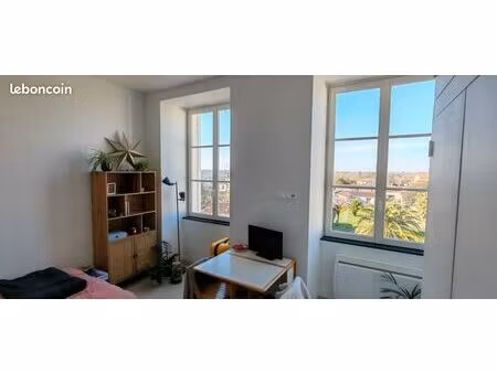 appartement t1 (25 m2) au centre-ville de pons