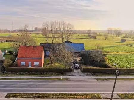 boerderij met stalling en verzichten op de velden!