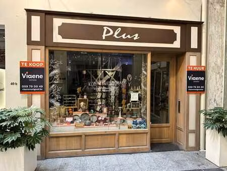 handelsgelijkvloers op commerciële locatie