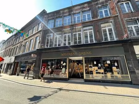 nam property vous présente un immeuble d'exception.