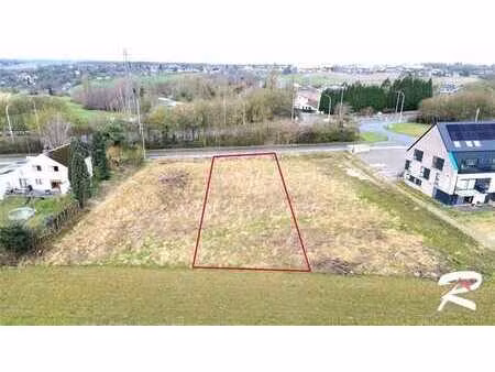 terrain de 1006m² - constructible - lot 5