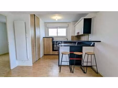 location appartement 2 pièces à sainte-luce-sur-loire (44980) : à louer 2 pièces / 41m² sa