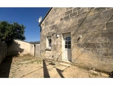 location maison  m² t-3 à courmelles  655 €