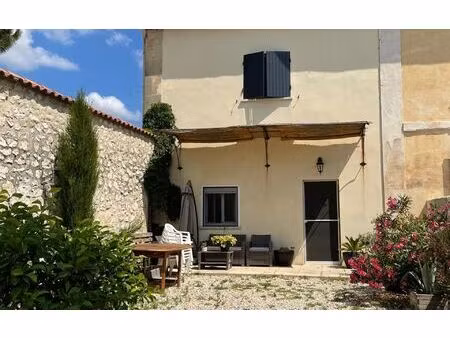 location maison  m² t-4 à graveson  1 019 €