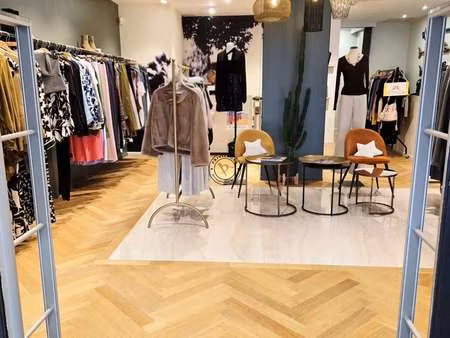 vente bureaux et commerces à la baule-escoublac (44500) : à vendre / 70m² la baule-escoubl